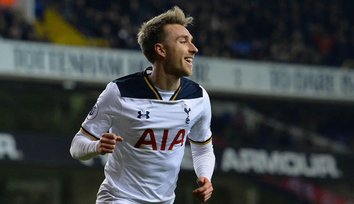 10. Christian Eriksen (Tottenham) -  9 gol dan 11 assist, total 20. (AFP/Glyn Kirk)