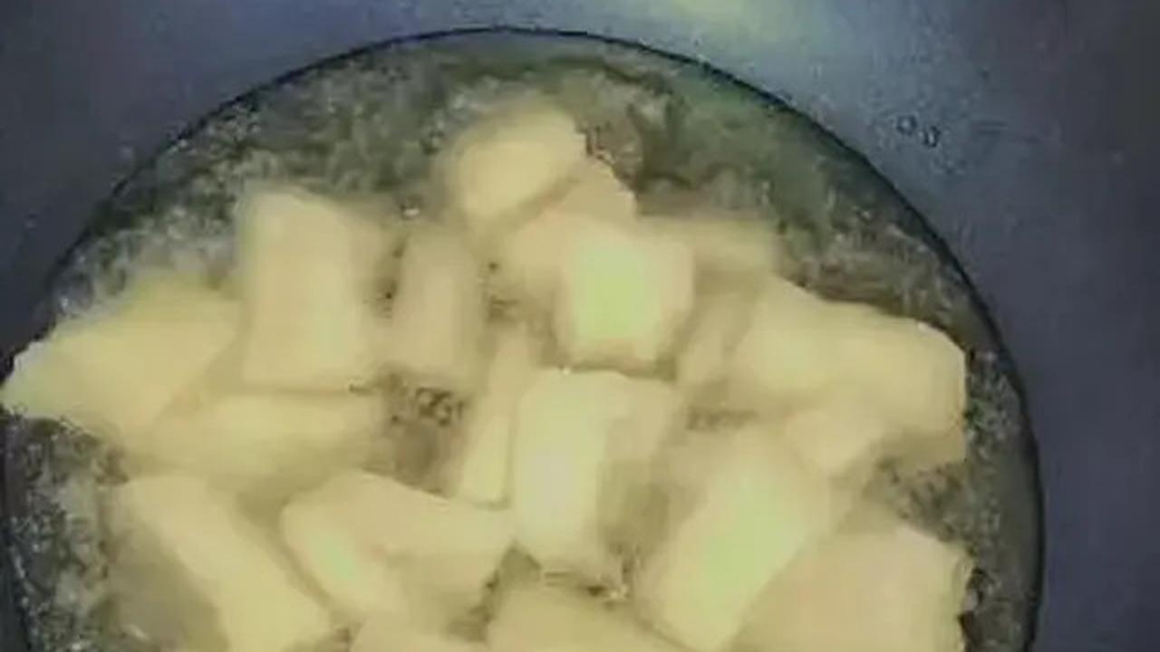 Cara Menggoreng Singkong Agar Empuk dan Mekar dengan Mudah, Jadi Cemilan Enak saat Lebaran