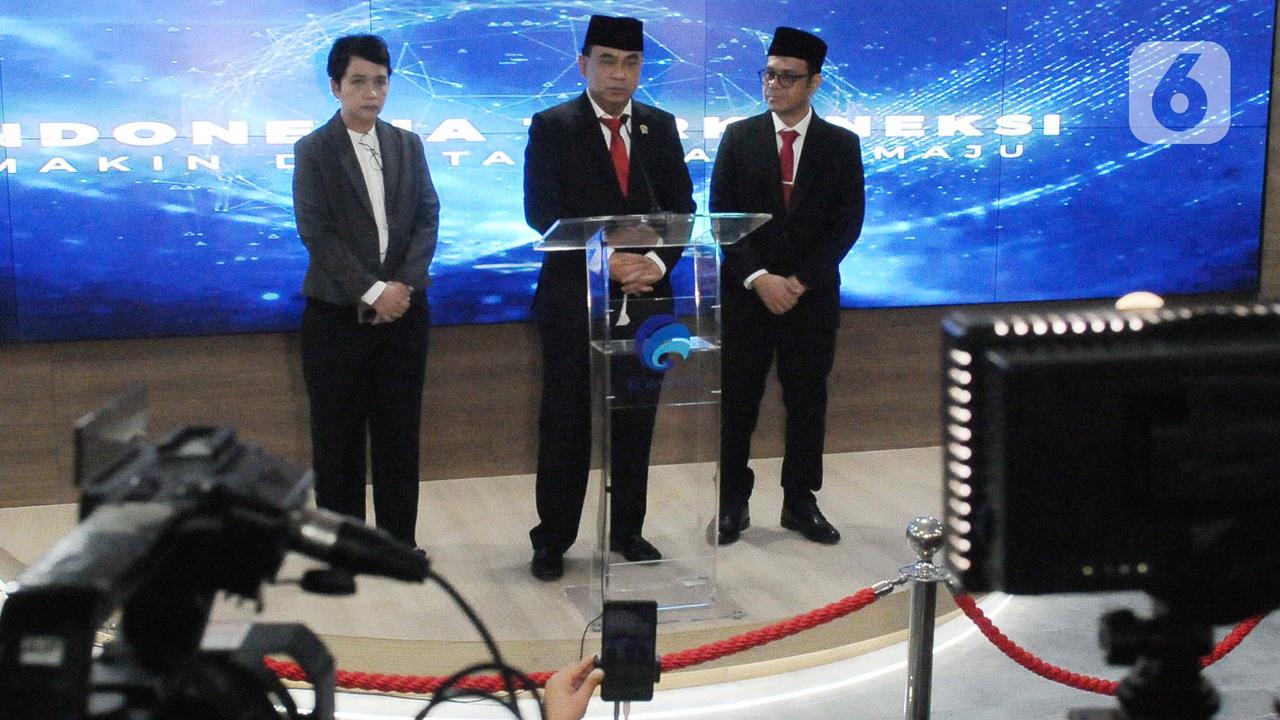 Menteri Komunikasi dan Informatika (Menkominfo) Budi Arie Setiadi angkat bicara usai serah terima jabatan (sertijab) di Kementerian Kominfo Jakarta, Senin 17 Juli 2023.