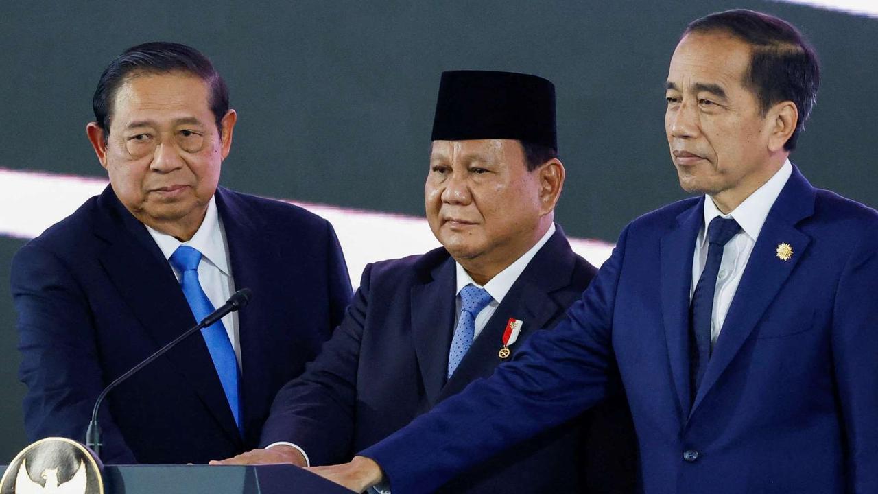 FOTO: Momen Prabowo Diapit SBY dan Jokowi Saat Luncurkan Danantara, Ini Fungsi dan Tujuannya!