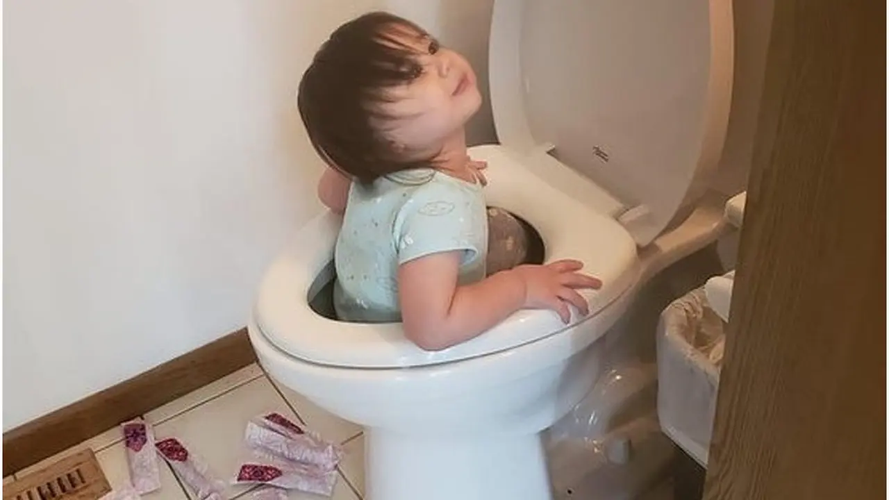 7 Potret Ulah Anak Ini Buktikan Tak Mudah Menjadi Orangtua