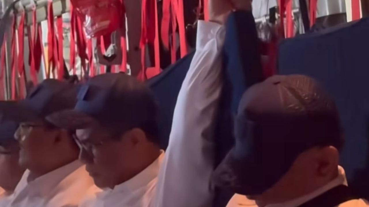 Ekspresi Menteri Prabowo-Gibran Naik Hercules