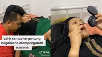 Viral Wanita Ini Melahirkan Santai Sambil Makeup, Tuai Pujian Warganet