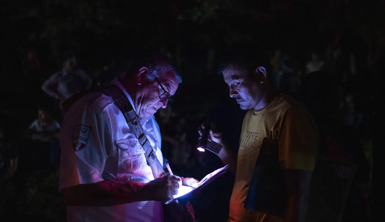 Para migran itu berasal dari Honduras, Guatemala, dan El Salvador, tulis INM. (AP Photo/Felix Marquez)