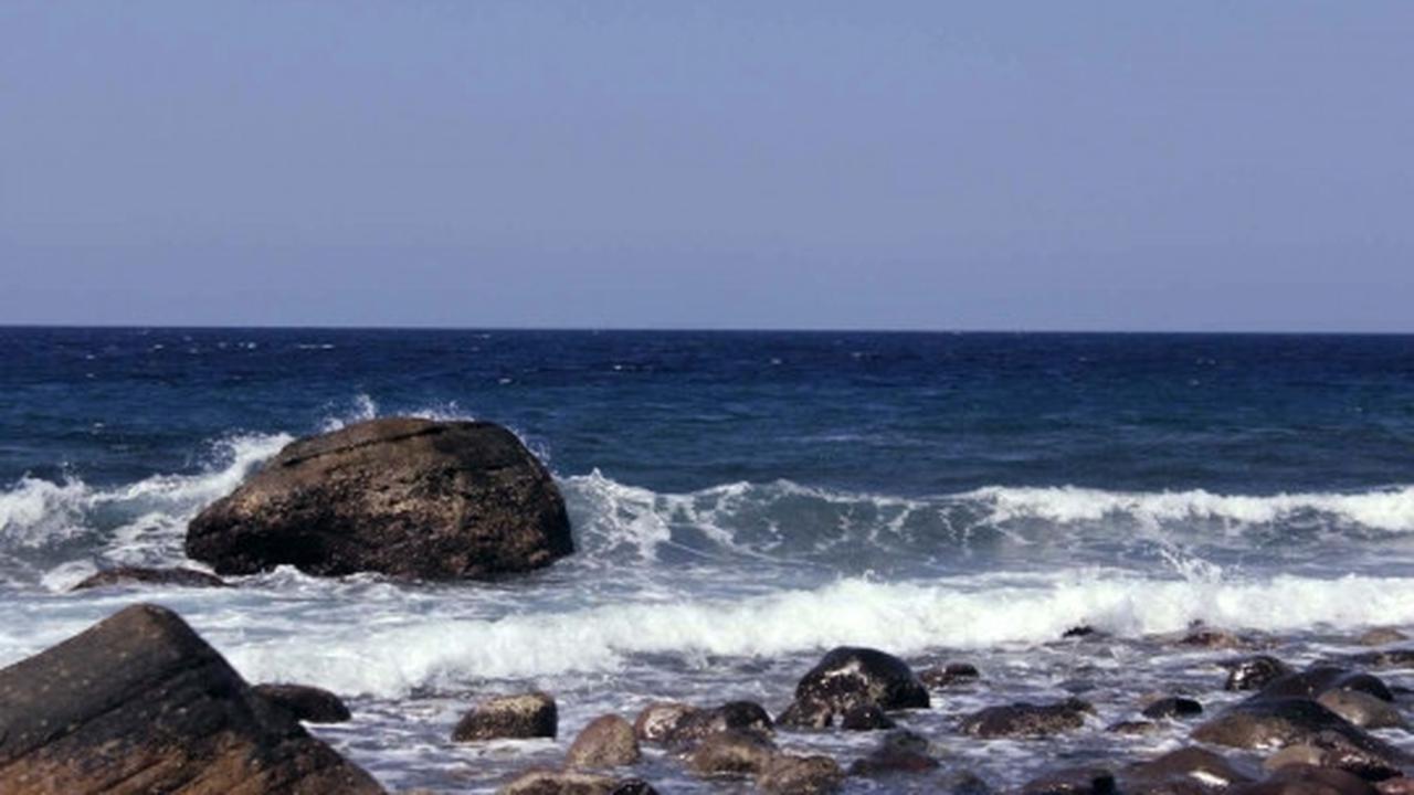 Menyusuri keindahan pesisir Pulau Alor yang masih perawan