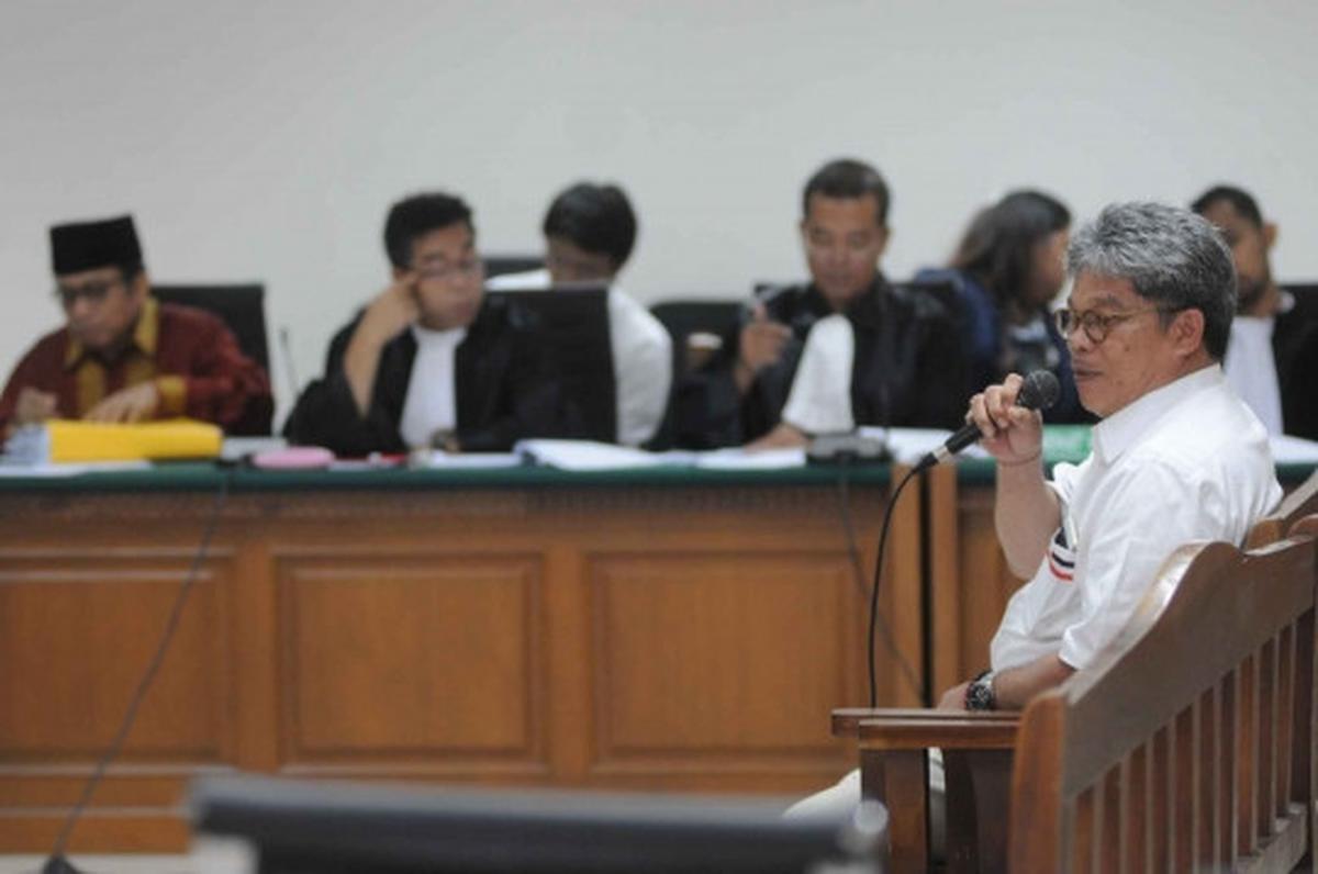 Kesaksian pejabat ESDM di sidang korupsi Waryono Karno