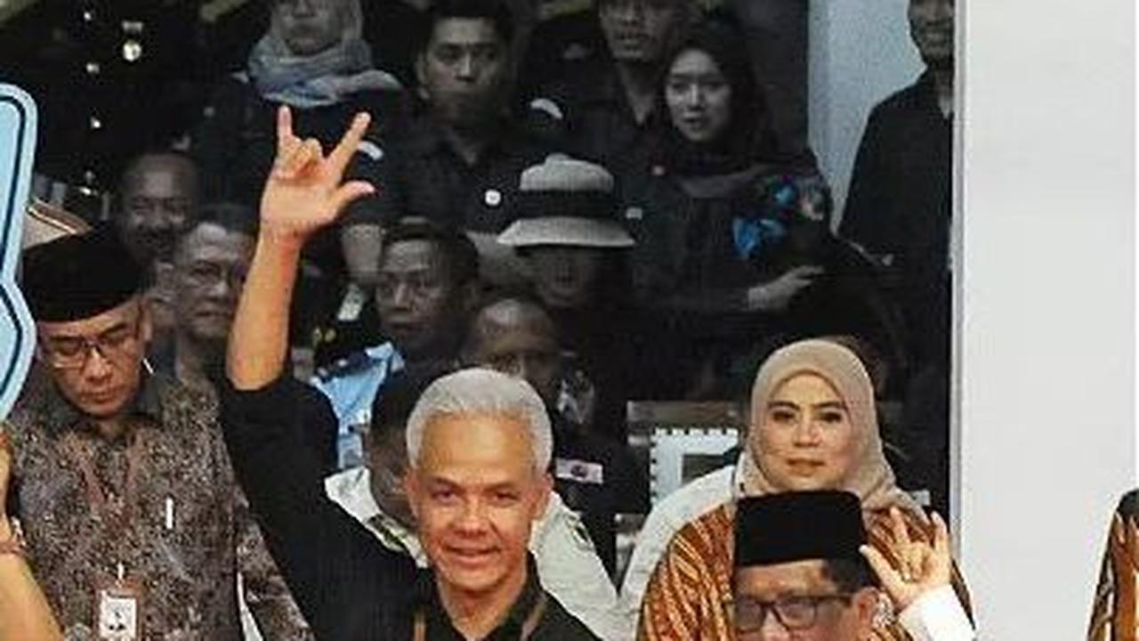 VIDEO: Keras Bicara Netralitas! Ganjar Ungkap Temuan Pakta Pj Bupati Sorong Menangkan Dirinya