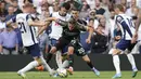 Laga bertajuk North London Derby ini berjalan keras dan diwarnai hujan kartu kuning. (AP Photo/Kin Cheung)