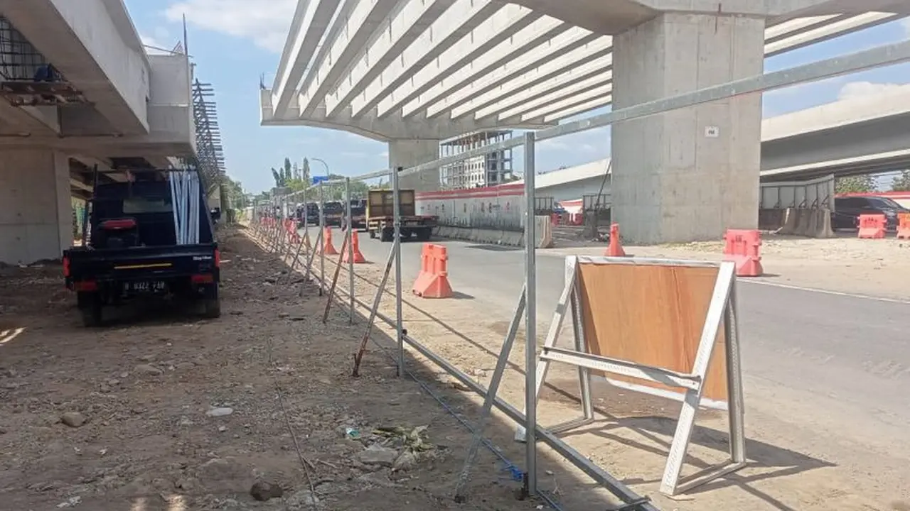 Kondisi Jalan tol Jogja-Solo di ruas Trihanggo–Junction di Kabupaten Sleman, Daerah Istimewa Yogyakarta. (Antara/HO-Humas Adhi Karya)