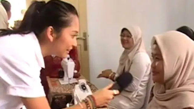 Pundi Amal SCTV & Anneke Jodi Sambangi Rumah Pintar di Solok