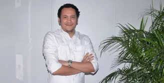 Usia Rendi Bragi telah menginjak kepala empat, meski demikian hingga kini belum terlihat memiliki pendamping. Soal jodoh Rendi mengaku santai, dan siap menanti takdir. (Nurwahyunan/Bintang.com)