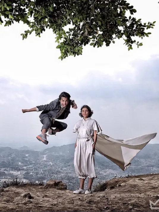 Jodoh memang tidak ke mana, meski sempat menikah dengan pria lain, akhirnya Mario berjodoh dengan Anandita. (Via Instagram/@marioirwinsyah)