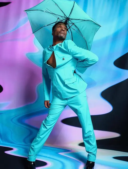 American Music Awards 2021 (AMAs) digelar di Microsoft Theater, Los Angeles, AS (21/11/2021). Beberapa seleb sukses mencuri perhatian dengan busana unik nan nyentrik. (Instagram/theebillyporter).