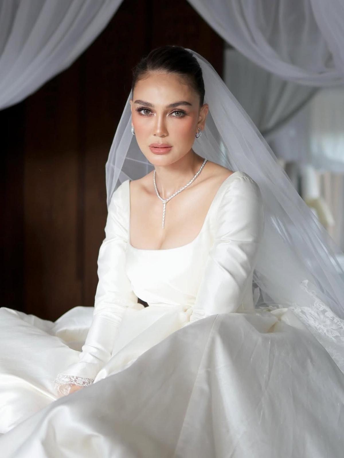 Makeup Luna Maya