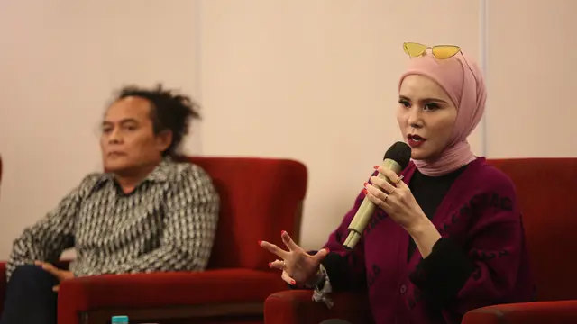 Angel Lelga hadir dalam diskusi bertajuk "Aspek Hukum Perdagangan Crypto" di Ballroom Draja Hotel, Tendean Jakarta Selatan, Kamis (23/6/2022).