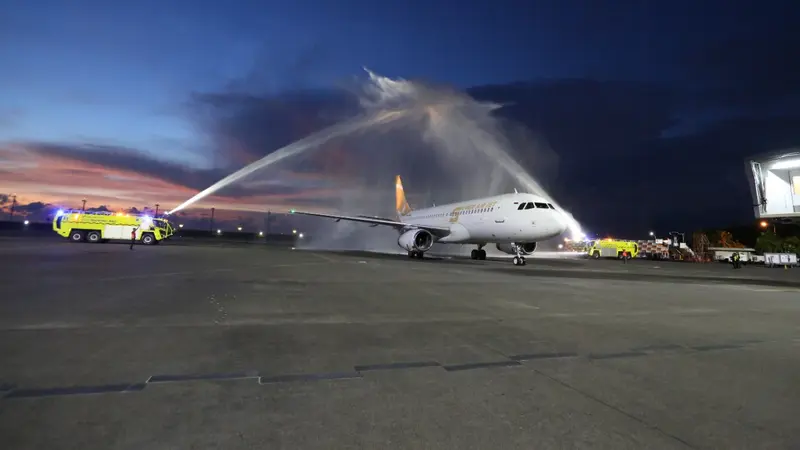 Maskapai penerbangan Super Air Jet telah resmi melayani penerbangan Jakarta-Lombok-Jakarta dan Jakarta-Bali-Jakarta sejak Kamis (18/11/2021) lalu.