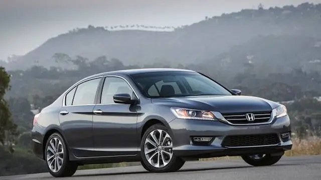mobil-honda-accord-140125b.jpg