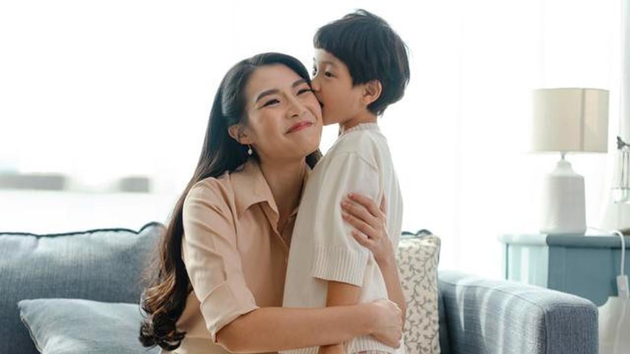 70 Pantun Hari Ibu 2025 yang Menyentuh Hati dan Penuh Makna untuk Mengungkapkan Rasa Terima Kasih