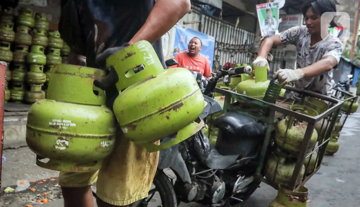Irto menjelaskan, warga bisa datang ke pangkalan/outlet resmi Pertamina di seluruh Indonesia untuk mendaftarkan dirinya. (Liputan6.com/Angga Yuniar)