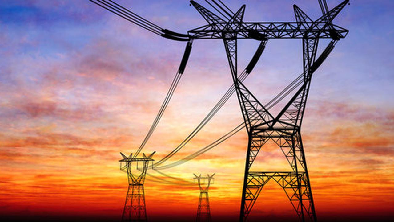 Kebakaran lahan dinilai tak berhubungan dengan proyek 35.000 MW