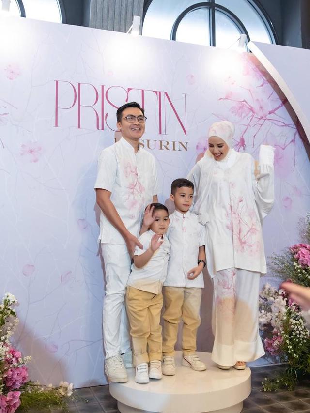 Indra Bekti Hingga Tya Ariestya Ramaikan Peluncuran Koleksi Busana Ramadan dari Surin. (ist)