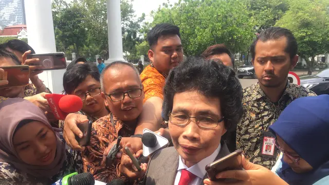 Jokowi menunjuk Wakil Ketua Pengadilan Tinggi Kupang Albertina Ho sebagai salah satu anggota Dewan Pengawas KPK.