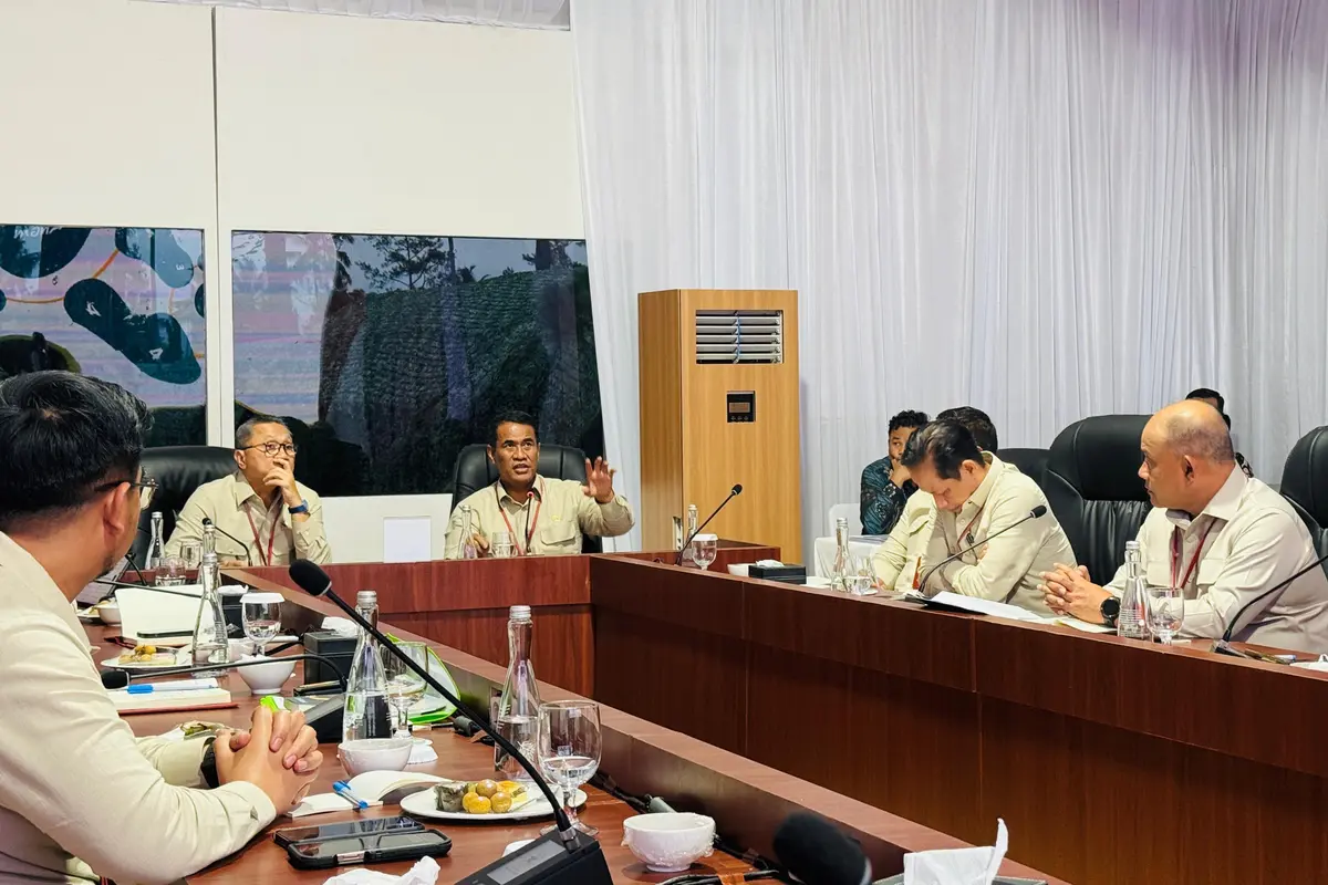 Mentan Amran Paparkan Strategi Mencapai Swasembada Pangan di Retreat Kabinet Merah Putih