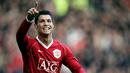 3. Cristiano Ronaldo - Cristiano Ronaldo tercatat menjadi pemain asal Portugal paling bersinar di Manchester United. Cristiano Ronaldo memperkuat Setan Merah pada 2003-2009 dengan torehan 118 gol dari 292 pertandingan.(AFP/Paul Ellis)