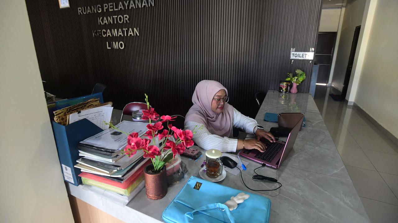 FOTO: Suasana Kantor Lengang Saat Penerapan WFH ASN