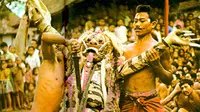 Pertunjukan seni calonarang adalah kesenian asal Bali. Biasanya berupa pementasan drama yang mengangkat ceritera rakyat Rangda Girah.