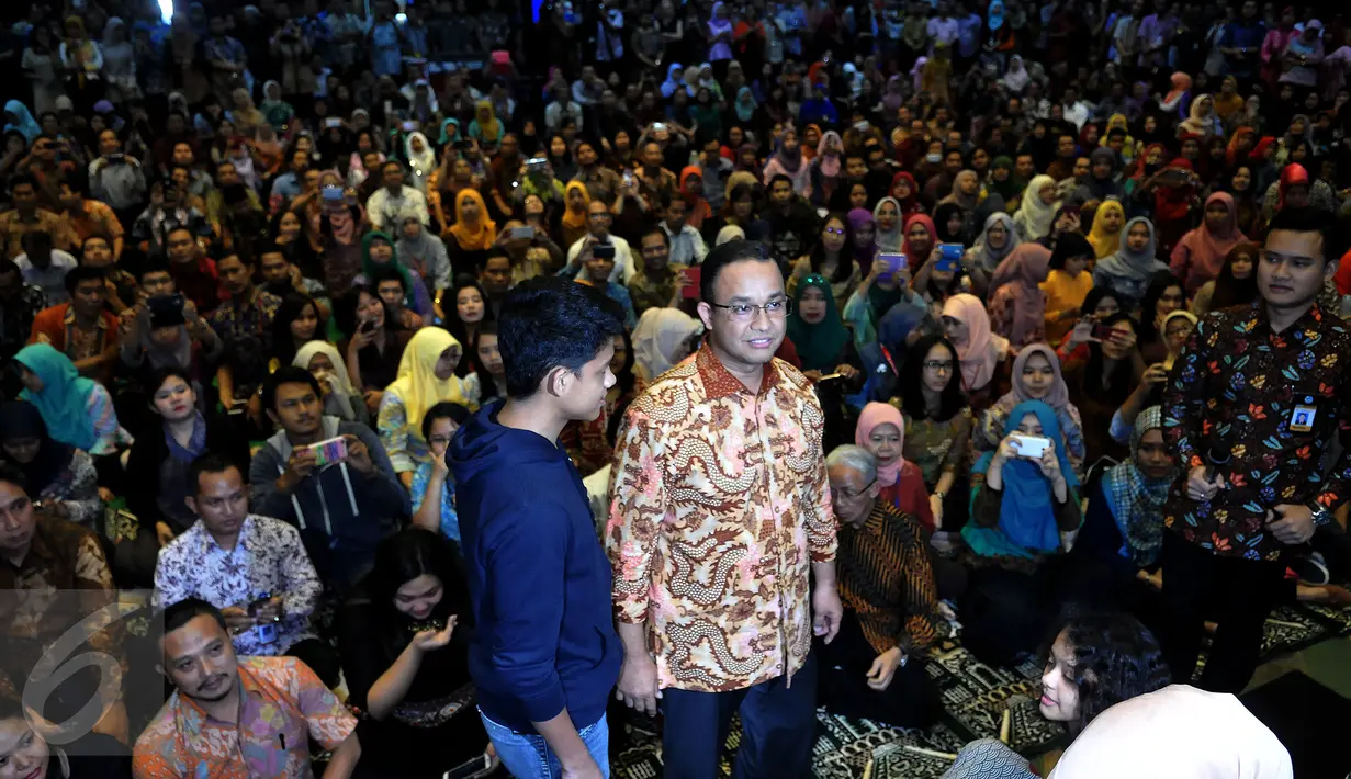 Suasana acara perpisahan mantan Mendikbud Anies Baswedan, Jakarta, Rabu (27/7). Anies Baswedan resmi menyerahkan kepemimpinan Kementerian Pendidikan dan Kebudayaan kepada Muhadjir Effendy . (Liputan6.com/Johan Tallo)
