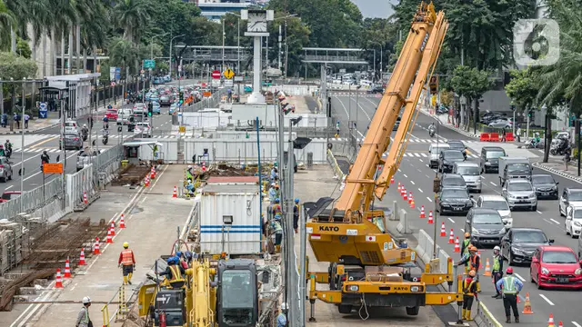 FOTO: Pembangunan MRT Jakarta Fase II Terkendala Pandemi COVID-19