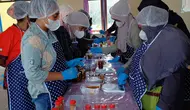 Cerita Puluhan Istri Petani di Sorong Ubah Jantung Pisang Jadi Abon