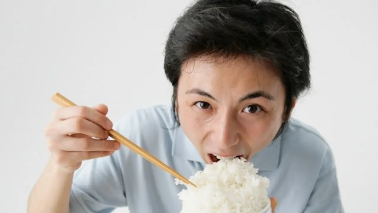 makan nasi putih