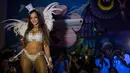 Kontestan berpose di atas catwalk selama bersaing di Miss Bumbum Brazil 2017 di Sao Paulo, Brasil (7/11). Sebanyak 15 kontestan bersaing dalam kontes kecantikan bokong seksi tersebut. (AFP PHOTO/Nelson Almeida)