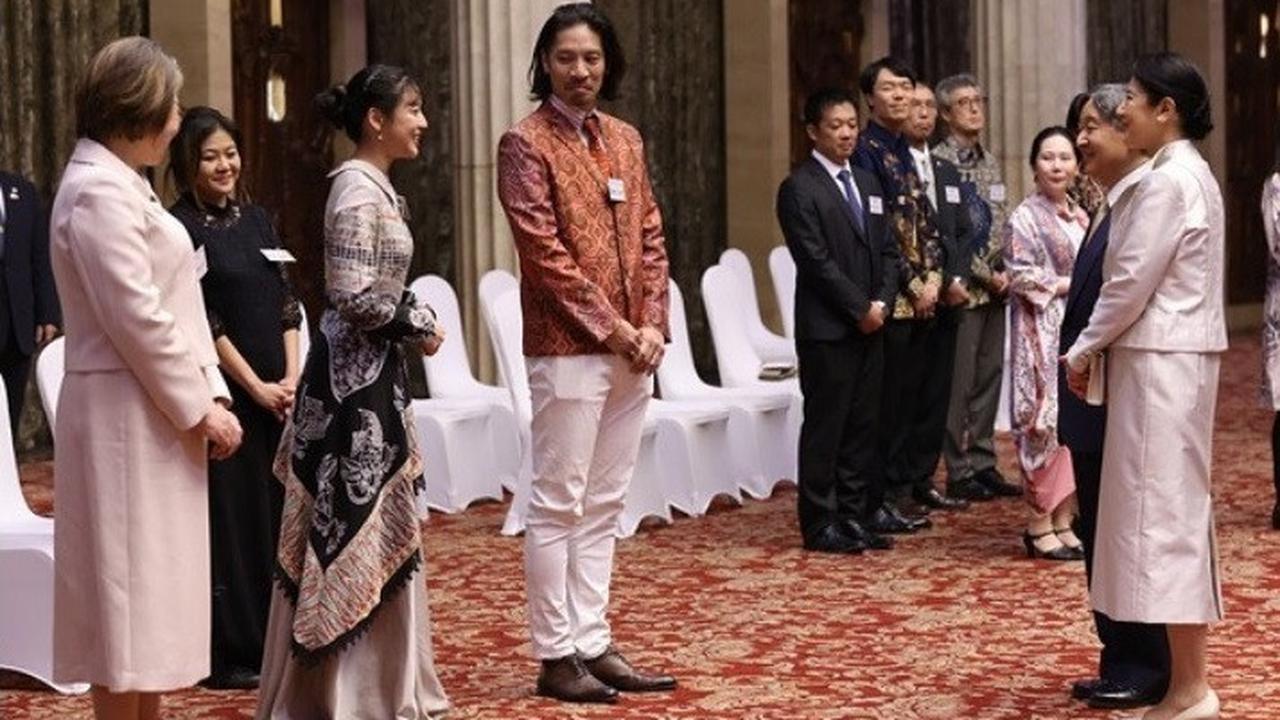 Haruka Eks JKT48 Bertemu Kaisar Jepang yang Sedang Kunjungan ke Indonesia