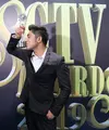 Riza Syah DI SCTV Awards 2019 di studio 6 EMTEK, Daan Mogot, Jakarta Barat, Jumat (29/11/2019). (Adrian Putra/Fimela.com)
