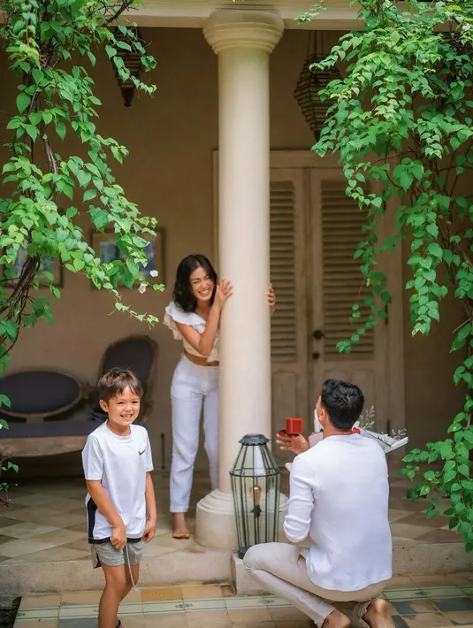 Jessica Iskandar dan Vincent Verhaag (Instagram/inijedar)