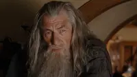 Ian McKellen yang tenar berkat The Hobbit dan X-Men, baru-baru ini memberi motivasi kepada para siswa Chew Valley School di Inggris.