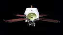  The Mariner 9, pada 1971 adalah pengorbit Mars pertama, dan pesawat ruang angkasa pertama yang mengorbit planet lain. (businessweek.com)