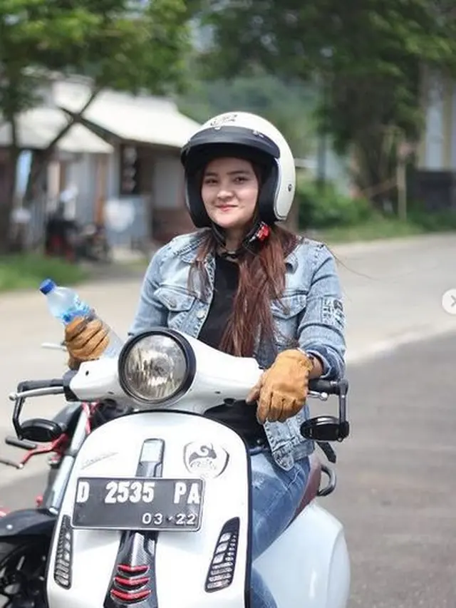 6 Potret Syifa, Wanita yang Dikabarkan Calon Istri Ridho D'Academy