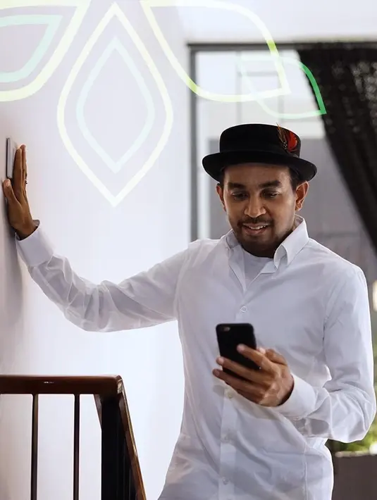 Glenn meninggal dunia bukan karena Corona Covid-19 seperti yang sedang mewabah sekarang ini. Namun ia sempat berjuang melawan meningitis. Bahkan sempat masuk ICU dan dipasangkan ventilator. (Instagram/glennfredly309)