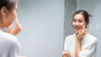 Aktivitas Outdoor Bikin Kulit Kusam? Pahami Penyebab dan Skincare yang Dibutuhkan