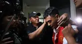 Vadel Badjideh usai mengikuti sidang pembacaan putusan terkait kasus pelecehan seksual dan aborsi terhadap anak artis Nikita Mirzani, Laura Meizani alias Lolly, di Pengadilan Negeri Jakarta Selatan, Rabu (1/10/2025). (Kapanlagi.com/Budy Santoso)