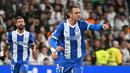 Deportivo Alaves berhasil memperkecil ketinggalan lewat gol yang dicetak Carlos Benavidez pada menit ke-85 dan Kike Garcia (86’). (JAVIER SORIANO/AFP)