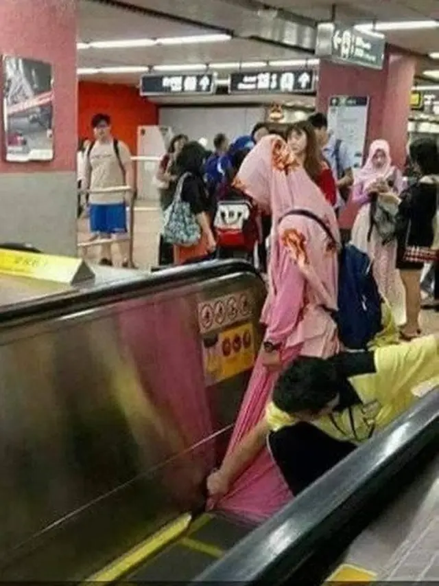 6 Momen Tak Terduga Emak-Emak Lagi Apes Ini Bikin Elus Dada (IG/sukijan.id)