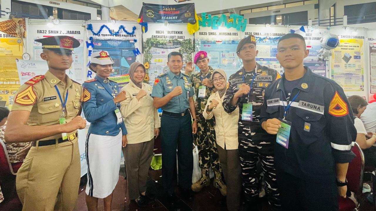 Prestasi gemilang kembali ditorehkan oleh Taruna Akademi Angkatan Laut (AAL) dalam ajang Lomba Karya Tulis Ilmiah (LKTI) tingkat internasional yang digelar pada 18-21 Desember 2024 di Graha ITS Surabaya.