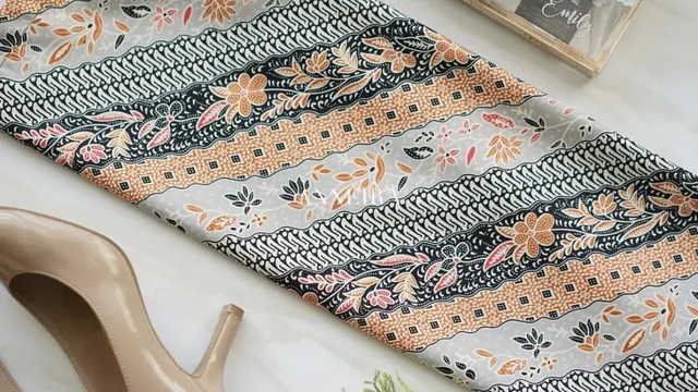 Diary Fimela: Lestarikan Budaya Indonesia, Emily Budiman Ajak Kaum Perempuan untuk Menggunakan Batik dan Kebaya