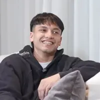 "Dari umur 17 tahun lu dah begitu ya?," tanya Maia Estianty. "Dari umur 17," jawab Jefry.
 [Youtube/MAIA ALELDUL TV]