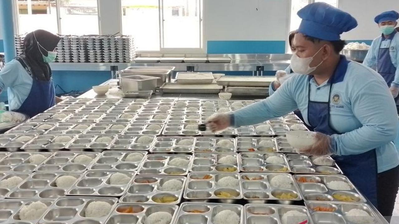 Makan Bergizi Gratis: Menko Zulkifli Hasan Dorong Penguatan Ekonomi Rakyat dan Ketahanan Pangan